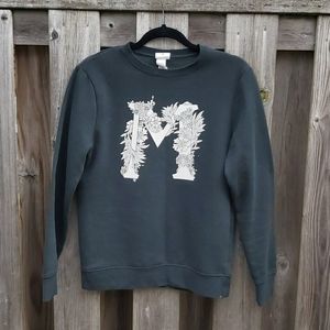 "M" crewneck pullover